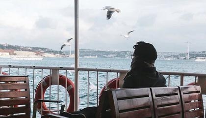 开云APP-韩国羽毛球队横扫英格兰，李宗伟完美帽子戏法震撼全场