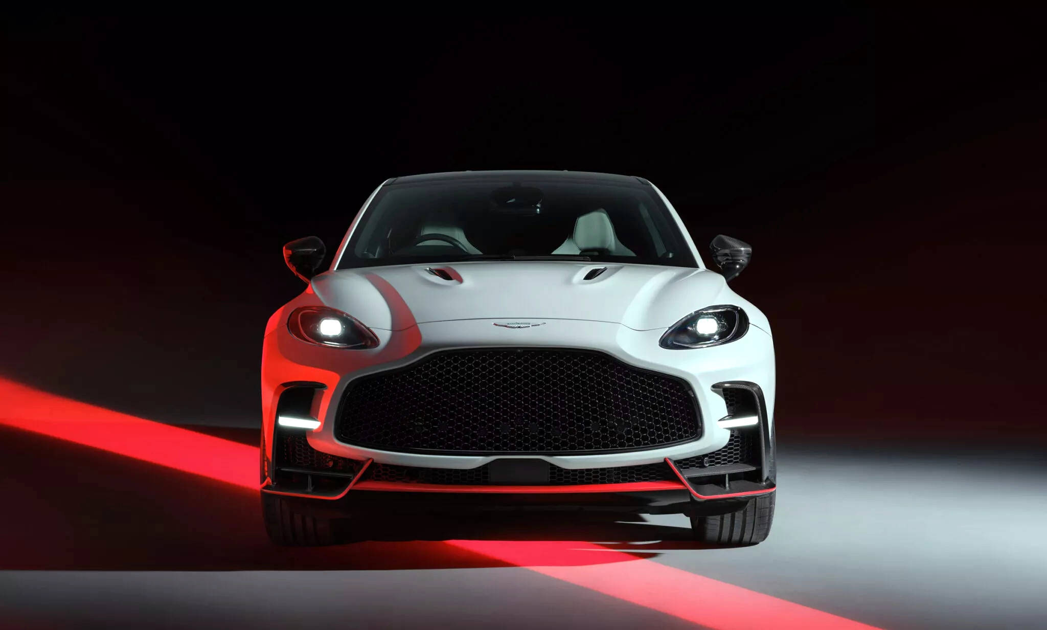 法拉利完胜阿斯顿马丁,拉塞尔状态火热的简单介绍 法拉利完胜阿斯顿马丁,拉塞尔状态火热的简单介绍